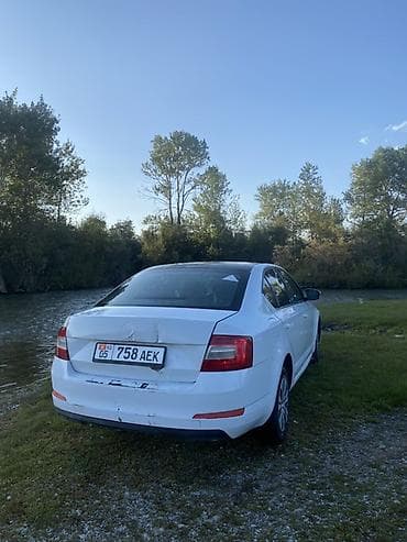 авто запчас бишкек: Skoda Octavia: 2015 г., 1.6 л, Автомат, Бензин, Седан — 4