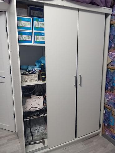 шкафы купейные: Шкаф-купе компактный, двухдверный, белый. - Конструкция: раздвижные — 1