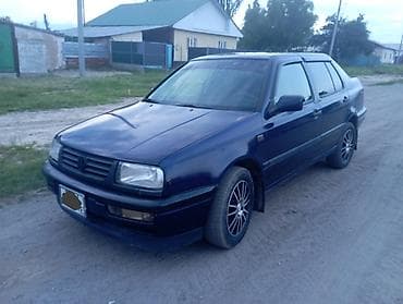 step rf3: Volkswagen Vento: 1993 г., 1.8 л, Механика, Бензин, Седан — 1