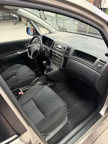 carplay android: Toyota Corolla Verso: 2003 г., 1.6 л, Механика, Бензин, Универсал — 10