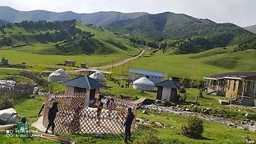 В живописном месте Чункурчак, на берегу реки сдаются юрты, топчаны и