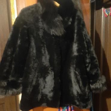 Шуба из натурального меха, Мутон черная. - Фасон: прямой, свободный at lalafo.kg Шуба из натурального меха, Мутон черная. - Фасон: прямой, свободный