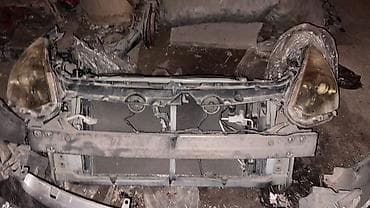 full construction: Передняя часть в сборе Тойота виш (до рестайлинга): - Телевизор/панель — 3