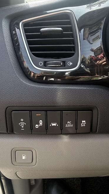 трекер авто: Kia Carnival: 2019 г., 2.2 л, Автомат, Дизель, Минивэн — 7