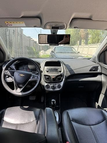 spark premier: Chevrolet Spark: 2017 г., 1 л, Автомат, Бензин, Хэтчбэк — 5