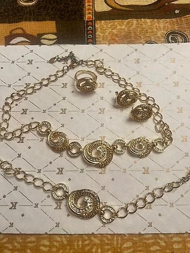 Продаю б/у бижутерию . Торг уместен at lalafo.kg Продаю б/у бижутерию . Торг уместен