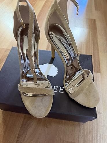 Босоножки, сандалии, шлепанцы: Босоножки, 38, Новый, цвет - Бежевый, Самовывоз — 1