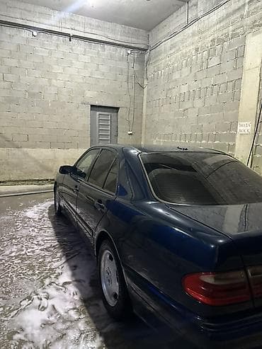 киа на продажу: Mercedes-Benz E-Class: 2001 г., 2 л, Механика, Бензин, Седан — 8