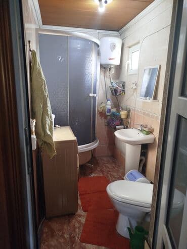 дом или времянку в бишкеке: Дом, 30 м², 1 комната, Собственник, Старый ремонт — 8