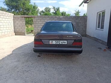 шины r14c: Mercedes-Benz W124: 1993 г., 2 л, Механика, Бензин, Седан — 4