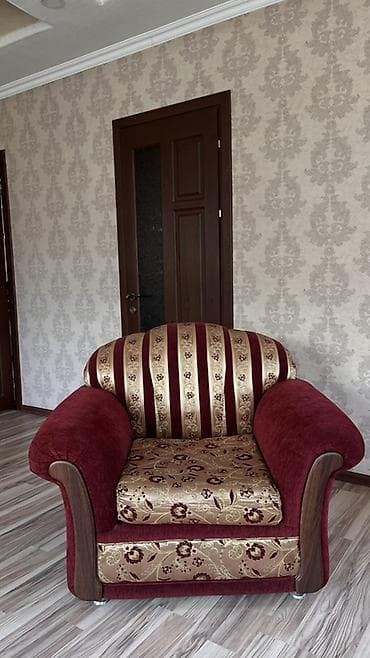 купить мягкий уголок: Комплект мягкой мебели, Б/у, Самовывоз — 1