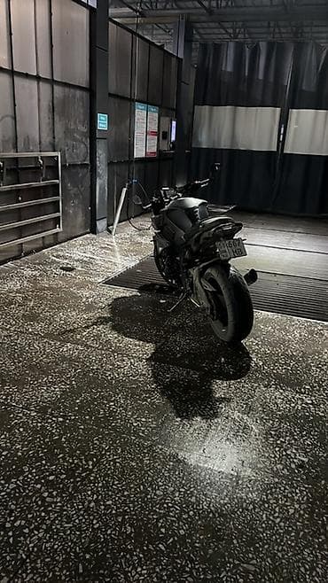 чери: Naked Yamaha, 1000 куб. см, Бензин, Взрослый, Новый — 3