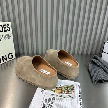 обувь больших размеров бишкек: Замшевые сабо/мюли в бежевом цвете.
Продаю женскую обувь 
Размер 36 — 2