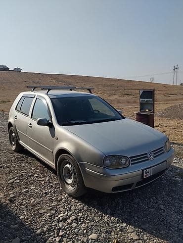 Volkswagen Golf: 1998 г., 1.6 л, Кол менен иштөөчү, Бензин, Хетчбек lalafo.kg да Volkswagen Golf: 1998 г., 1.6 л, Кол менен иштөөчү, Бензин, Хетчбек