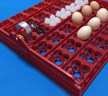 ящик почтовый: Лоток с механизмом поворота на 48 98 куриных яиц 63 индюшиных — 9