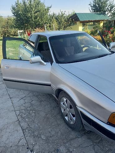 devo matiz: Audi 90: 1993 г., 2 л, Механика, Бензин, Седан — 6
