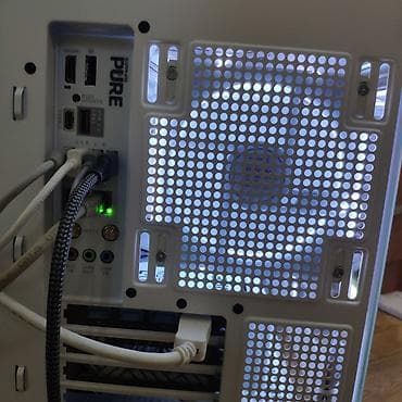 tx3 mini: Компьютер, ядер - 8, ОЗУ 32 ГБ, Для несложных задач, Б/у, AMD Ryzen 7, NVMe — 4