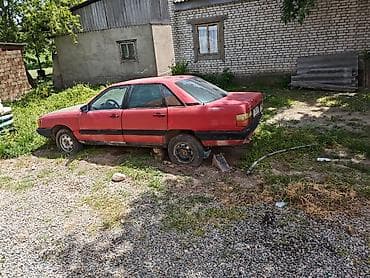 Audi 100: 1989 г., Седан