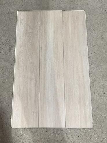 покрытая: Ламинат светлый, декор под выбеленный дуб. Кварц ваниль - Цвет и — 2