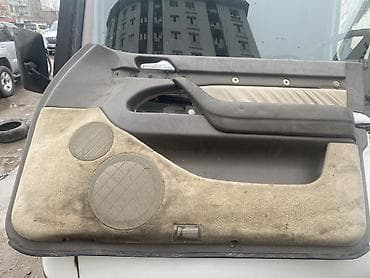 купить кожаные сиденья для авто бу: Дверная карта Mercedes-Benz 1997 г., Б/у, Оригинал, Германия — 3