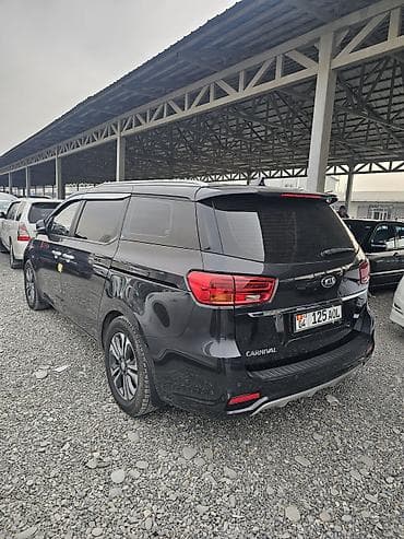 Kia Carnival: 2019 г., 2.2 л, Автомат, Дизель, Минивэн — 4