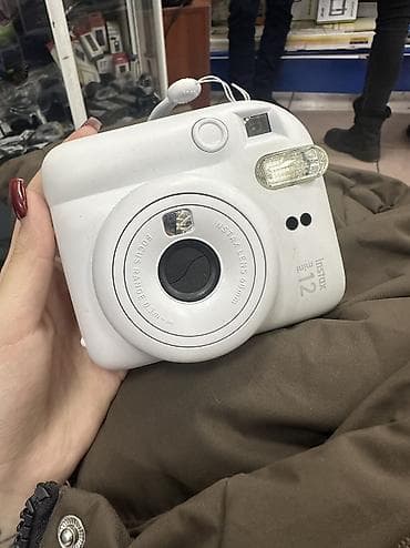 iphone 13 max pro: FUJIFILM Instax mini 12 (цвет: Clay White) — моментальная камера для — 2