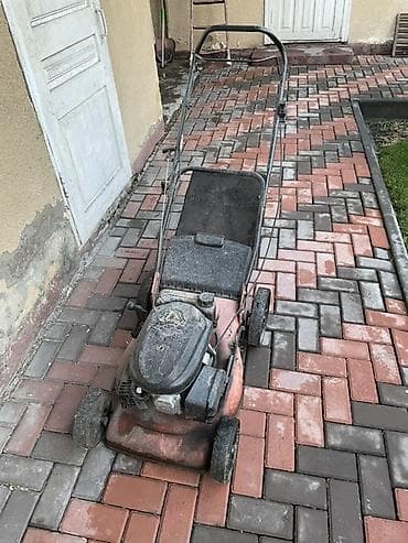 мото косилька: Газонокосилка, Б/у, Бензин, 4-х тактный двигатель, Платная доставка, Самовывоз — 1