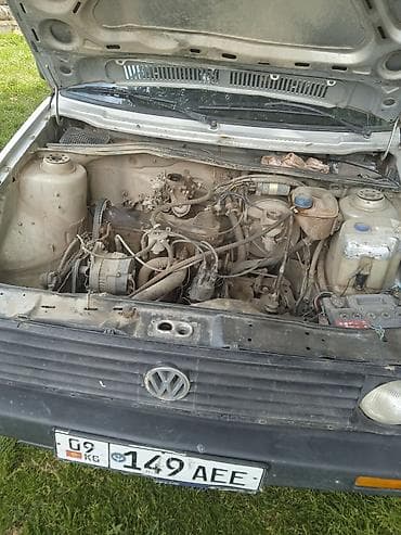Транспорт: Volkswagen Golf: 1987 г., Бензин, Хэтчбэк — 4