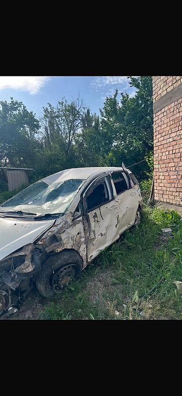 продажа машина: Toyota WISH: 2004 г. — 5
