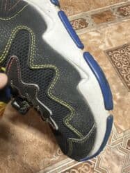 дождевик куртка: Деми обувь от лининг Lining Качество и состояние отличное Размер 34 — 2