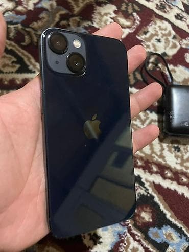 IPhone 13, Midnight, Зарядное устройство
