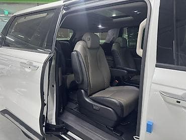 аренда kia carnival продаю: Kia Carnival: 2024 г., 1.6 л, Автомат, Гибрид, Минивэн — 10