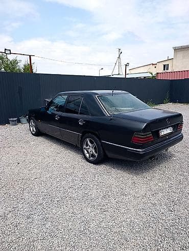 w210 430: Mercedes-Benz W124: 1991 г., 2.3 л, Механика, Бензин, Седан — 5