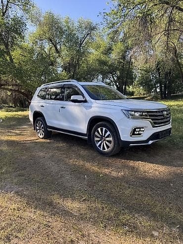 Roewe RX8: 2018 г., 2.7 л, Автомат, Бензин, Внедорожник