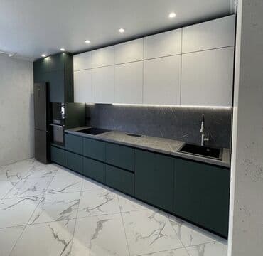 эшик дом: Буйрутма эмеректер, Уктоочу бөлмө, Ашкана гарнитурасы, Үстөл, Шкаф — 1