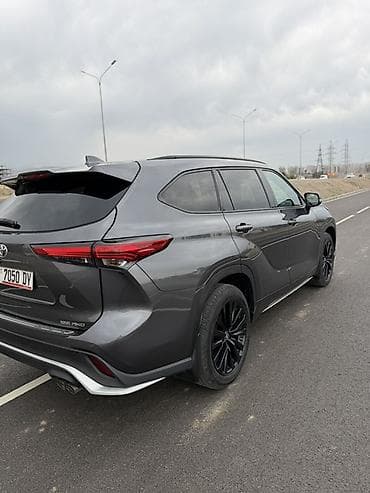 разбитые авто: Toyota Highlander: 2023 г., 2.4 л, Автомат, Бензин, Кроссовер — 4
