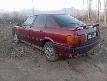 Продажа авто: Audi 80: 1989 г., Бензин, Седан — 5