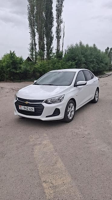 2020: Chevrolet Onix: 2020 г., 1 л, Автомат, Бензин, Седан — 3