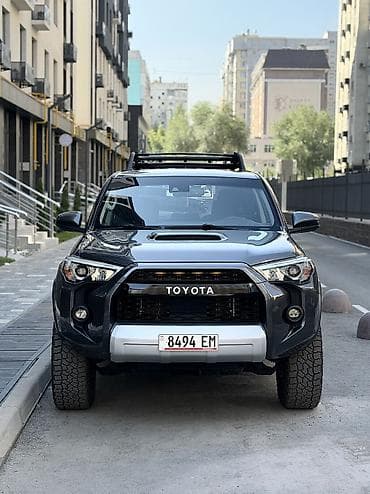 Транспорт: Toyota 4Runner: 2021 г., 4 л, Автомат, Бензин, Внедорожник — 2