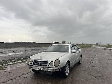 Mercedes-Benz E-Class: 1995 г., 2.2 л, Кол менен иштөөчү, Бензин, Седан — 1