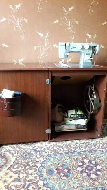 Швейная машинка ножная,Подольск’’