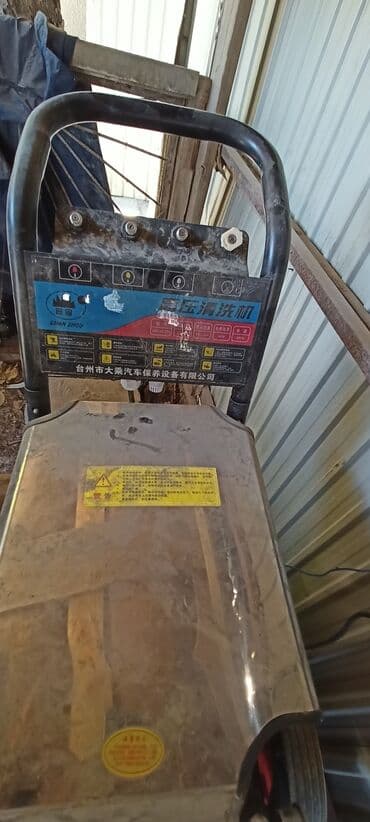 купить шиномонтажное оборудование в бишкеке: Продам аппарат для автомойки. б.у. торг. 3 х фаза — 3