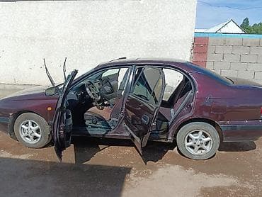 audi 2009: Toyota Carina E: 1993 г., 1.8 л, Механика, Бензин, Седан — 1