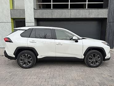 infinity qx: Toyota RAV4: 2022 г., Гибрид, Кроссовер — 3