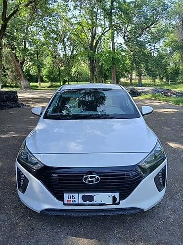 Hyundai Ioniq: 2018 г., 1.6 л, Автомат, Гибрид, Хэтчбэк