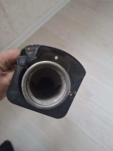 горловина бензобака: Трубка Honda Б/у, Оригинал — 2