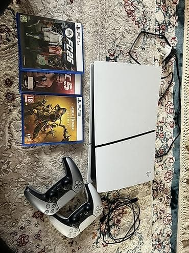 PS2 & PS1 (Sony PlayStation 2 & 1): Sony PlayStation 5 (версия с дисководом) Комплектация: - Игровая — 3