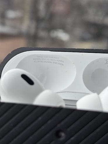 чехол на airpods pro: Вкладыши, Apple, Б/у, Беспроводные (Bluetooth), Классические — 3