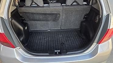 машина дом на колесах: Honda Jazz: 2005 г., 1.4 л, Автомат, Бензин, Универсал — 5