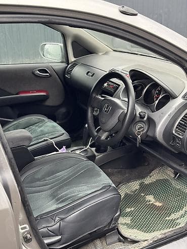 бампер хонда hrv: Honda Fit: 2003 г., 1.3 л, Вариатор, Бензин, Хэтчбэк — 6